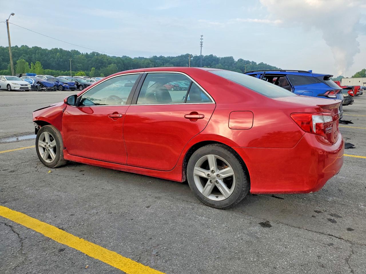 2014 TOYOTA CAMRY