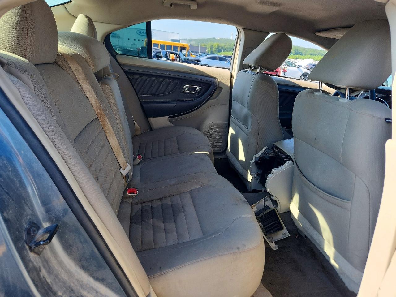 2010 FORD TAURUS