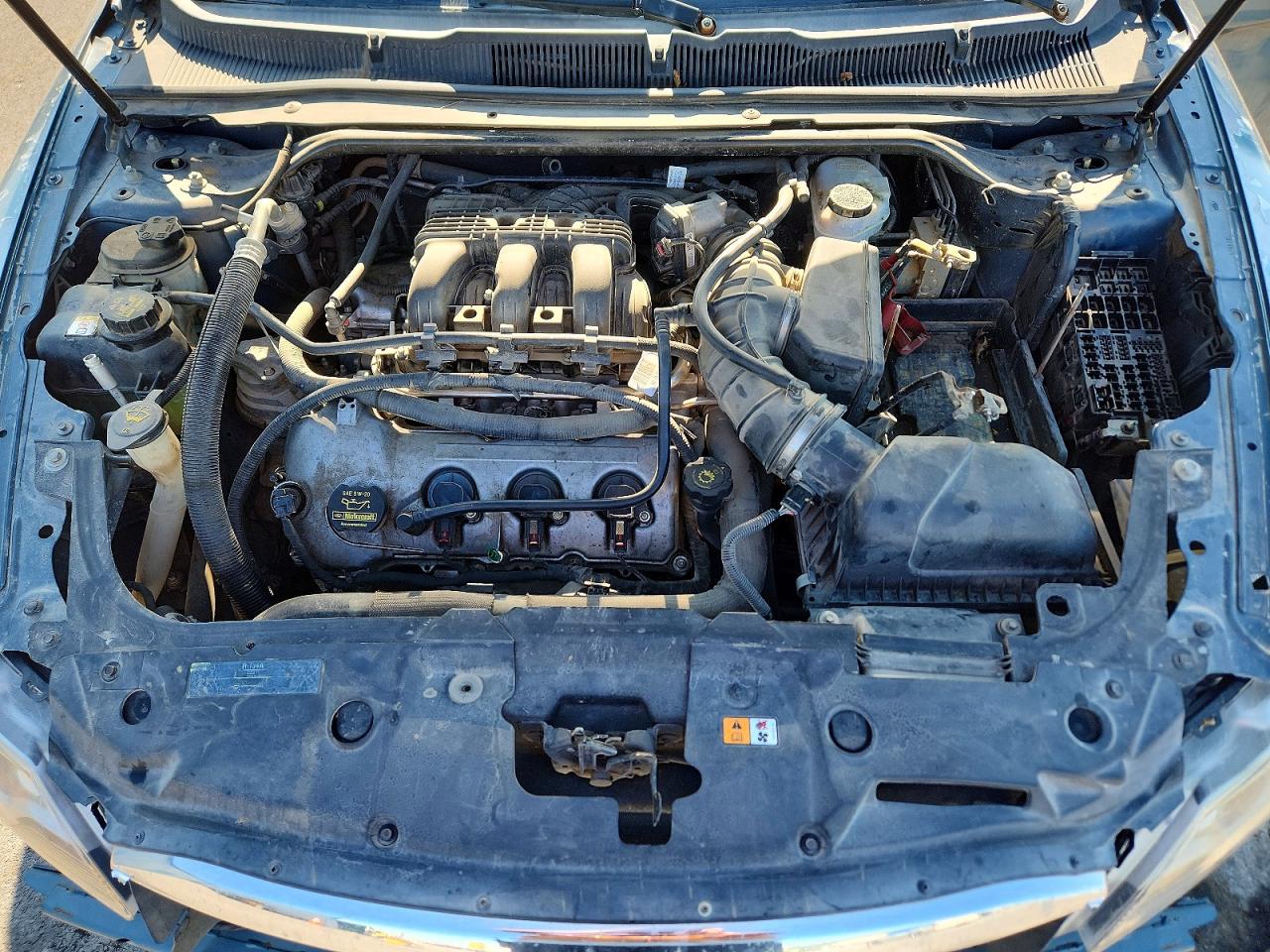 2010 FORD TAURUS