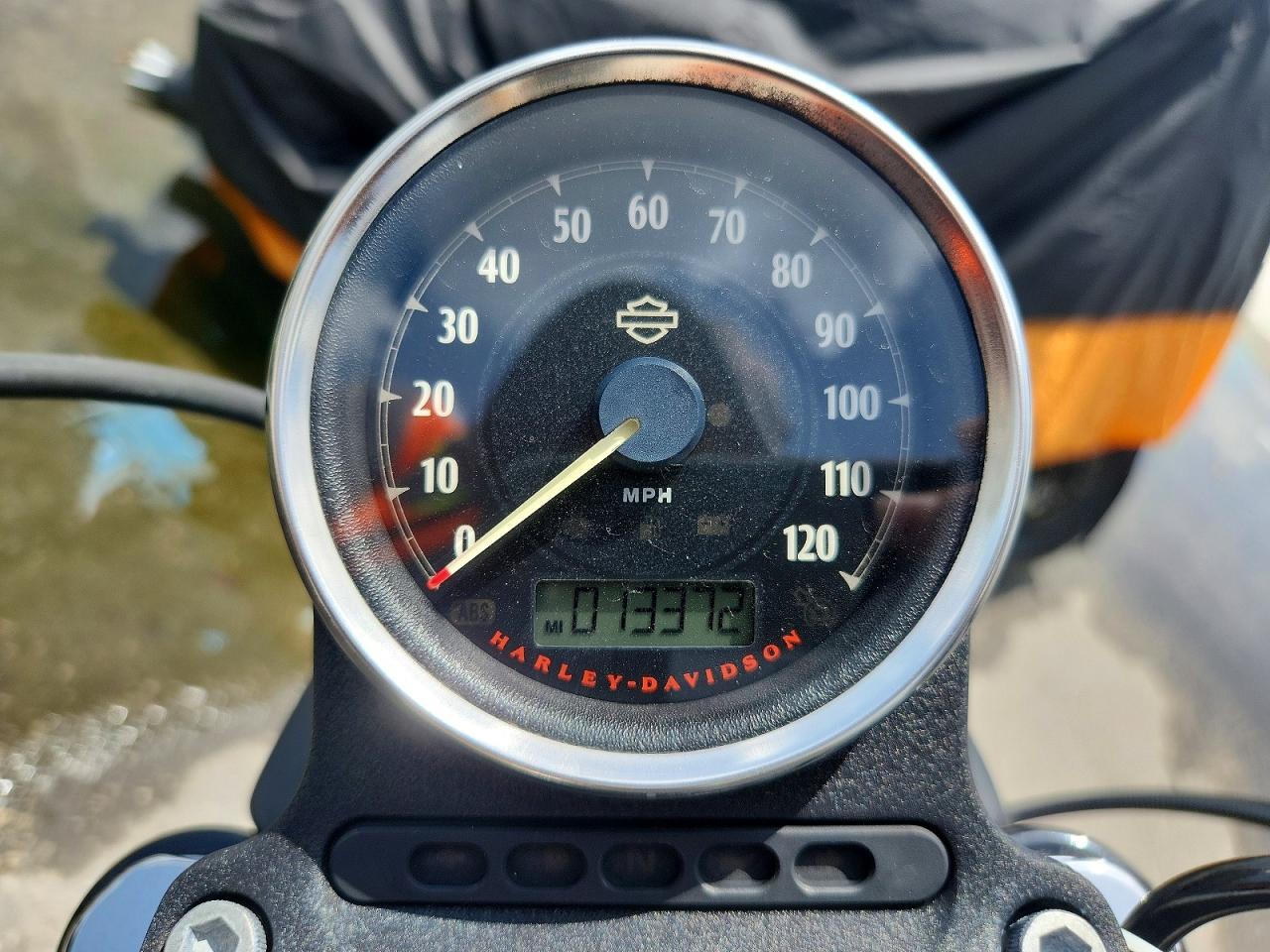 2016 HARLEY-DAVIDSON XL