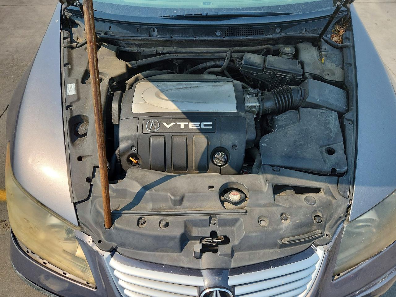 2005 ACURA RL