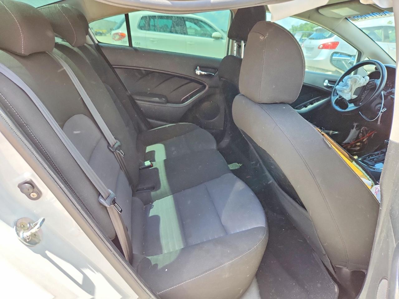 2017 KIA FORTE