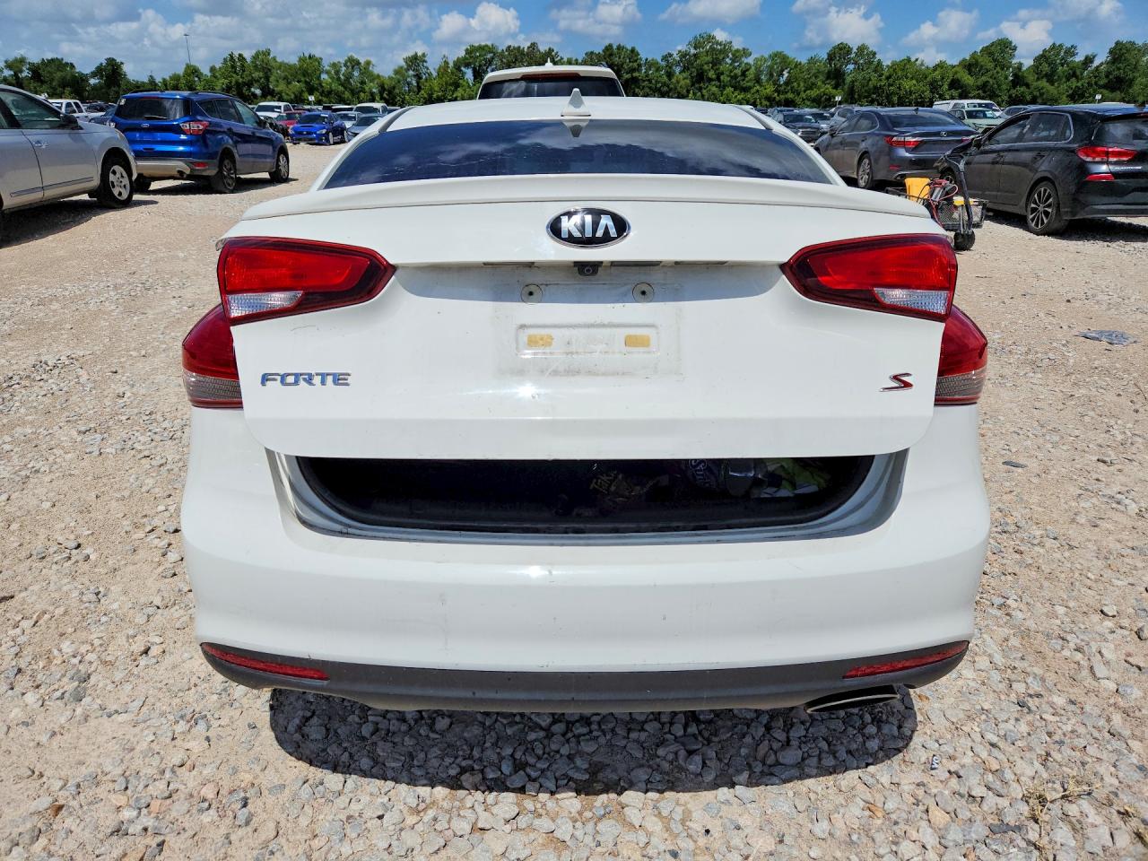 2017 KIA FORTE