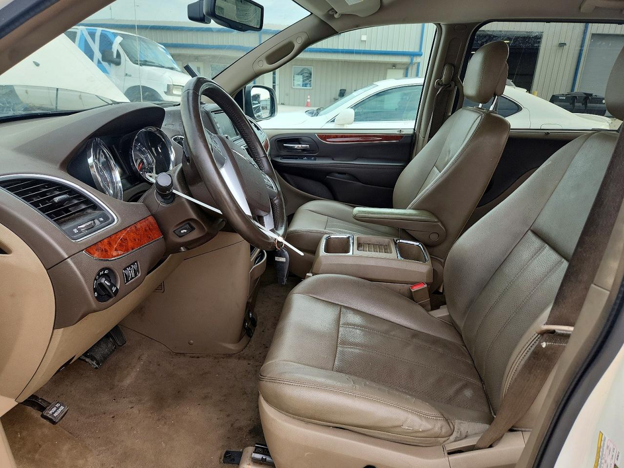 2013 CHRYSLER MINIVAN