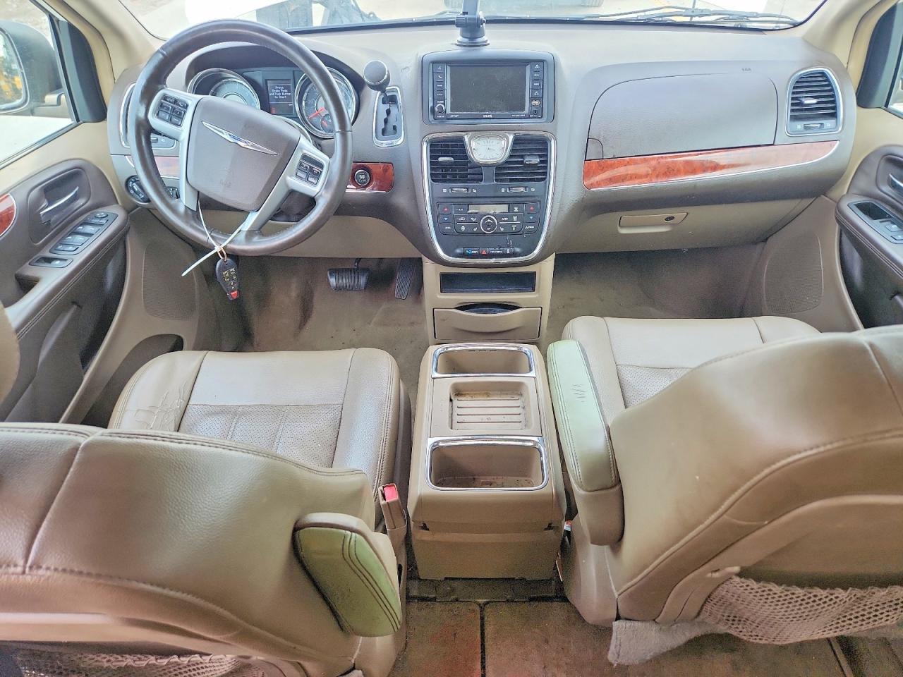 2013 CHRYSLER MINIVAN