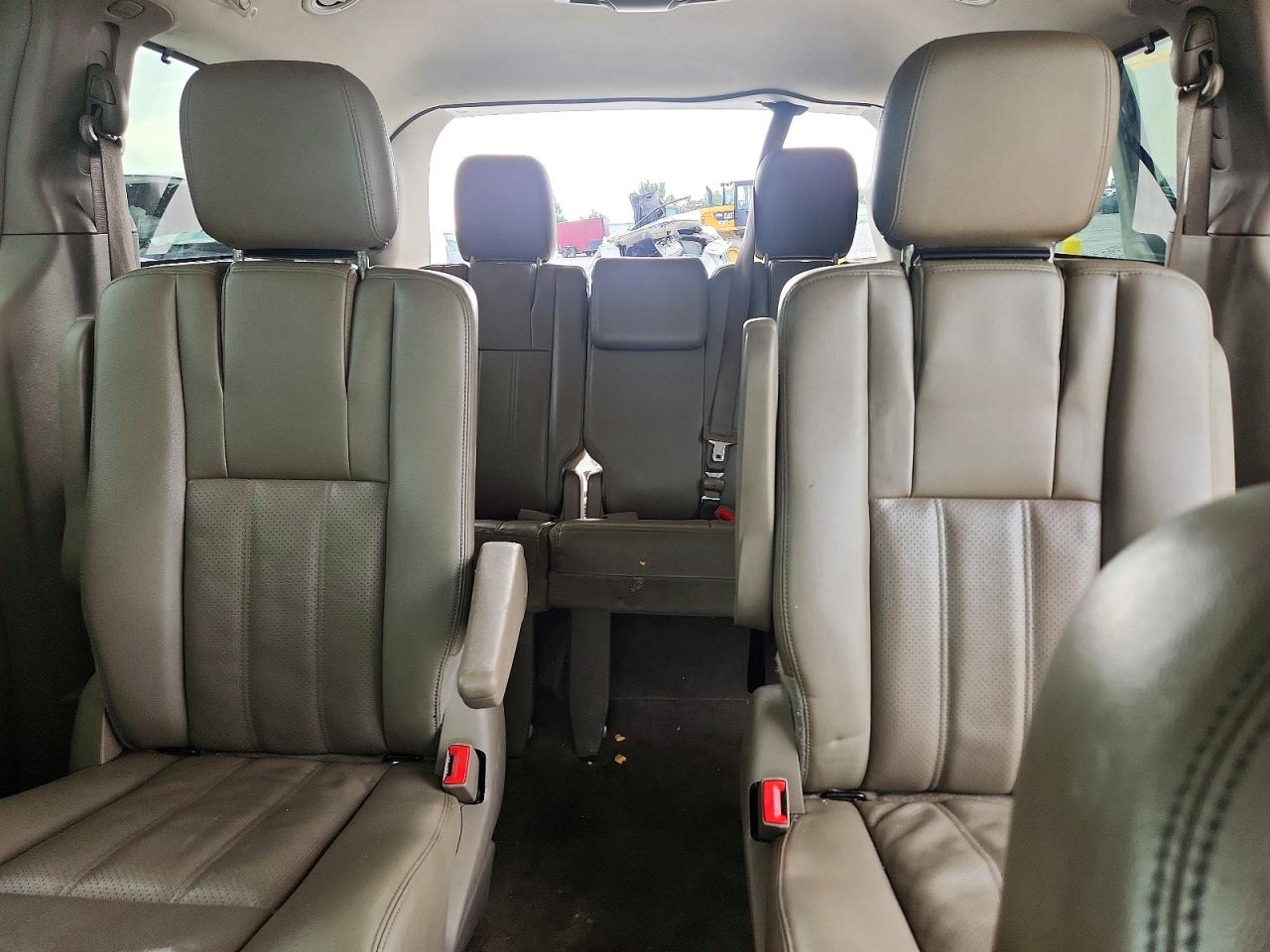2013 CHRYSLER MINIVAN