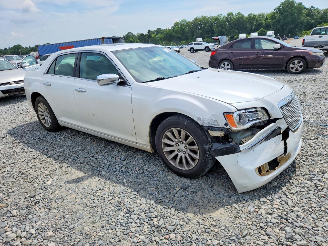 2013 CHRYSLER 300