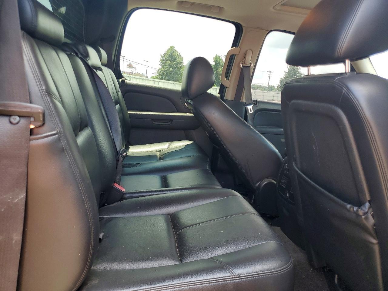 2010 CHEVROLET AVALANCHE