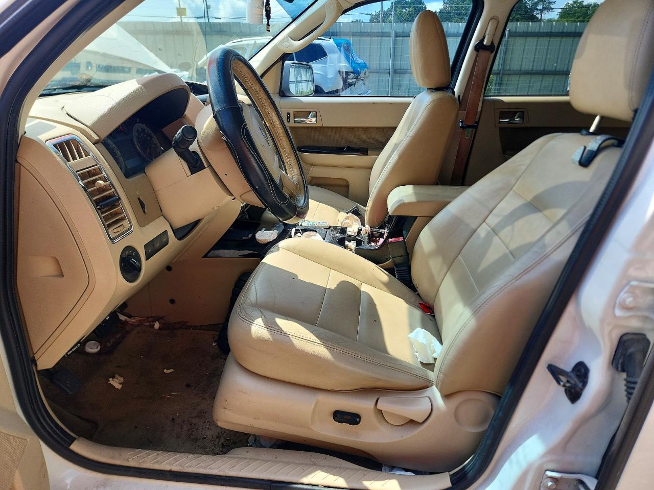 2009 FORD ESCAPE