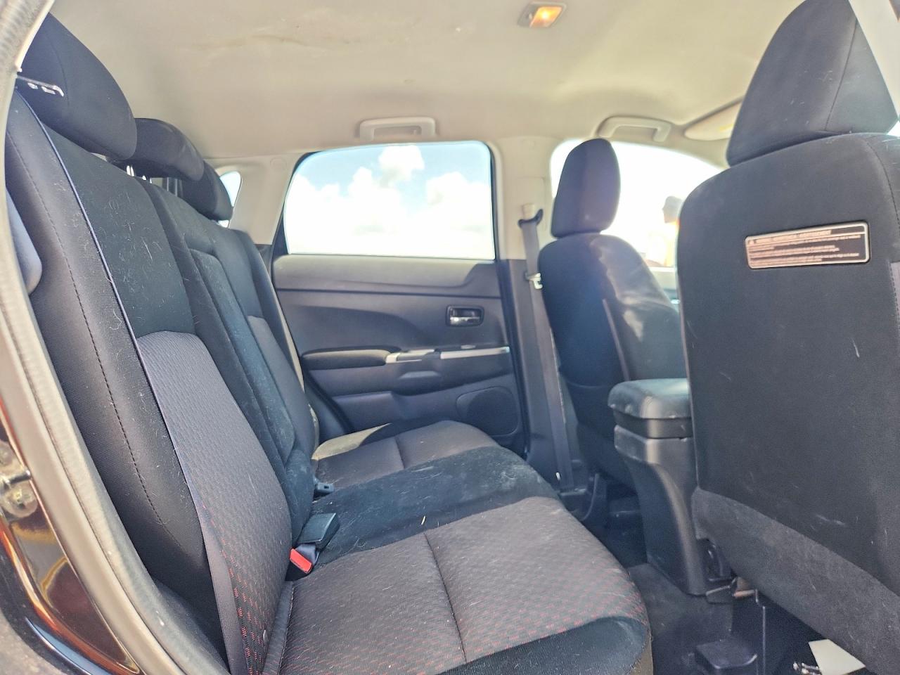 2018 MITSUBISHI OUTLANDER