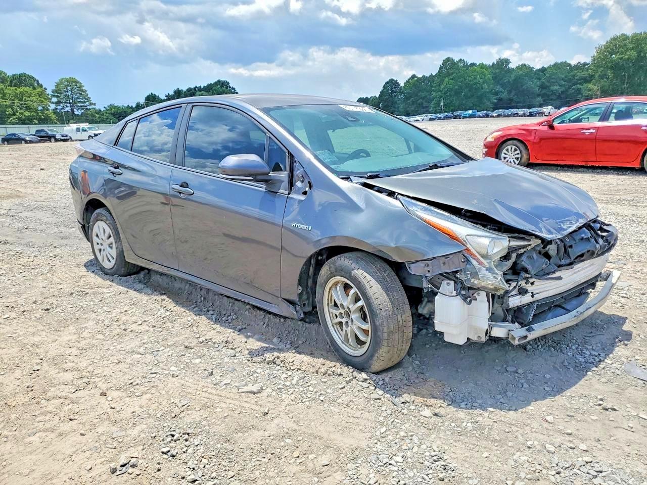 2017 TOYOTA PRIUS