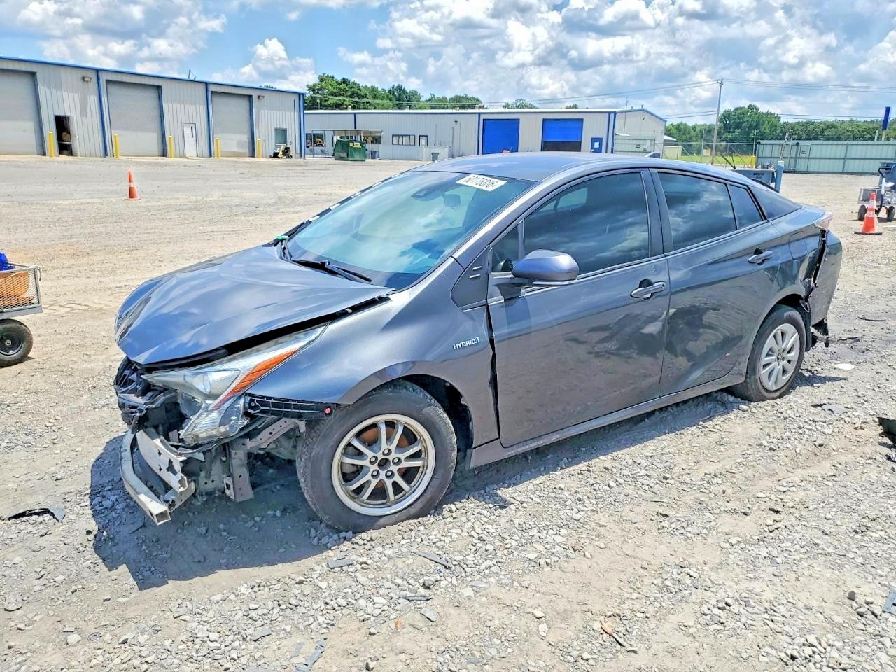 2017 TOYOTA PRIUS
