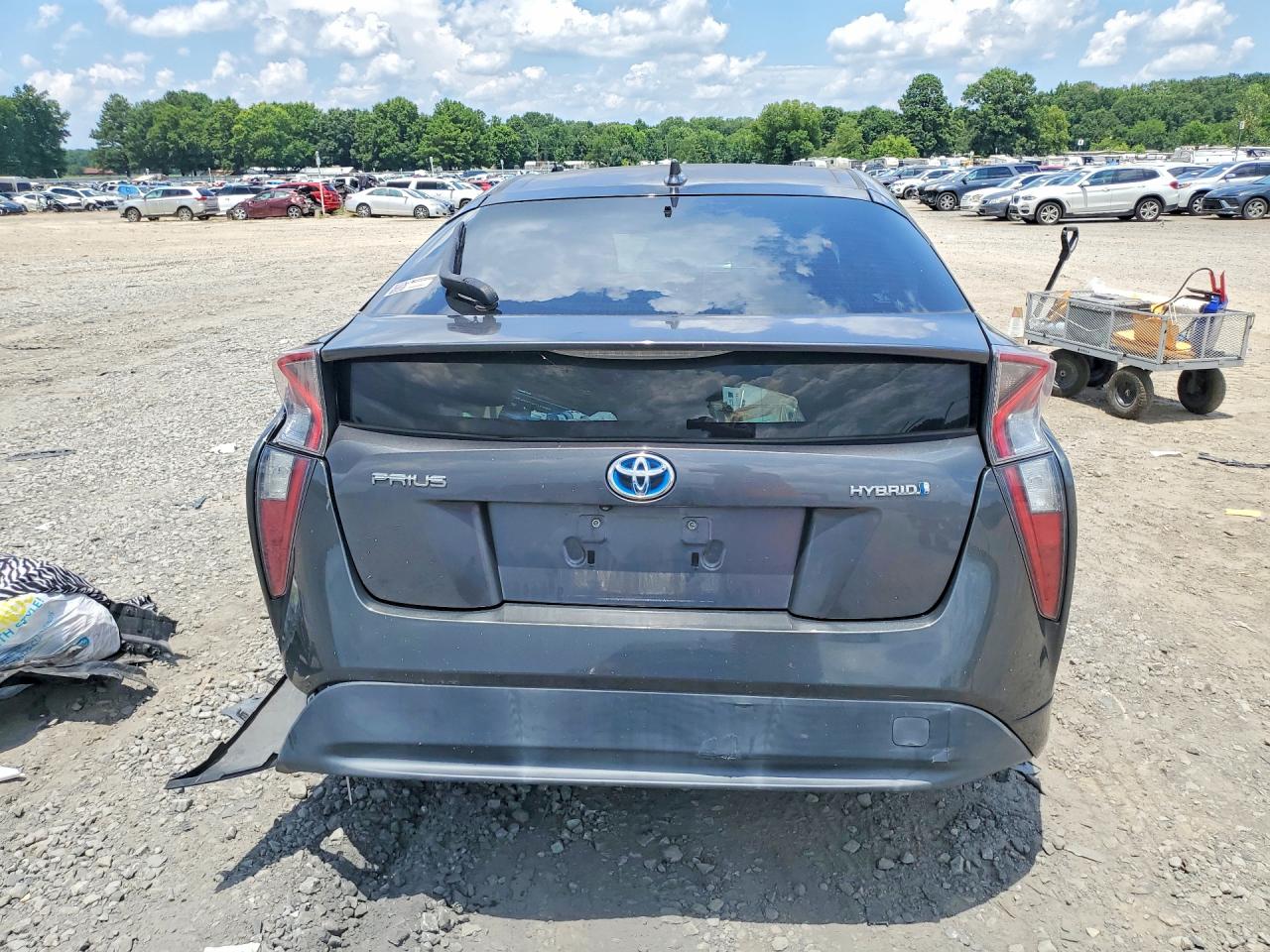 2017 TOYOTA PRIUS