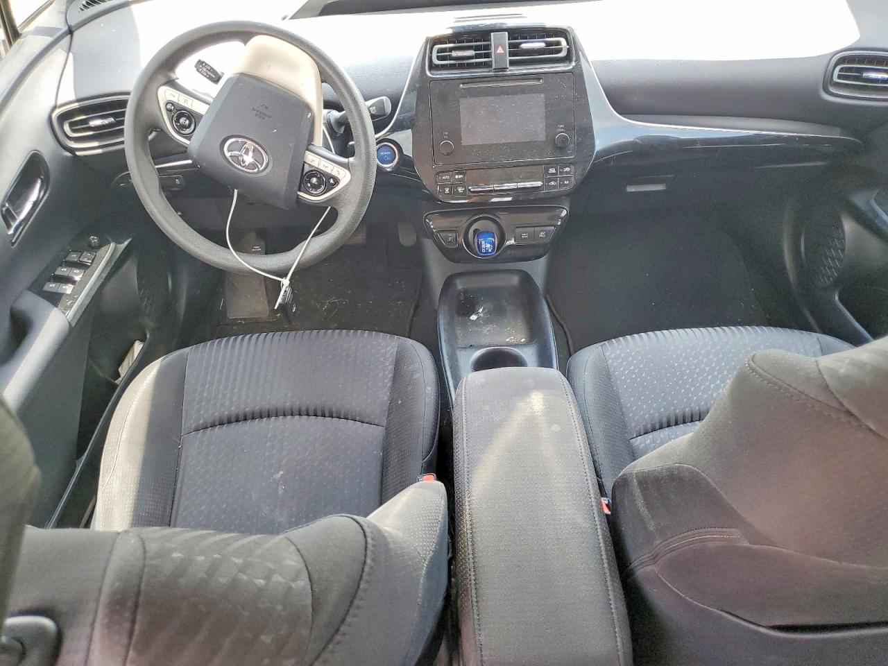 2017 TOYOTA PRIUS
