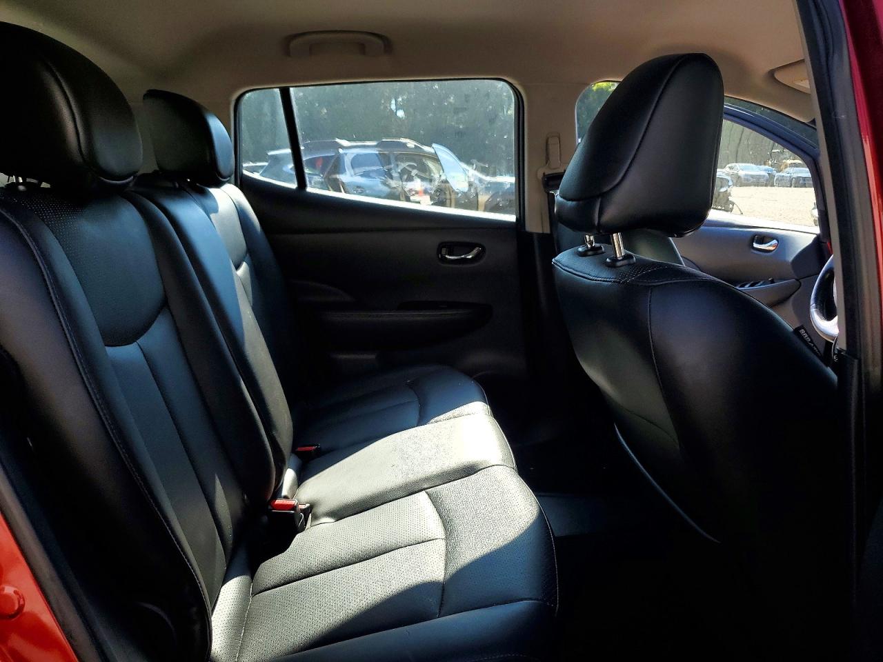 2013 NISSAN LEAF