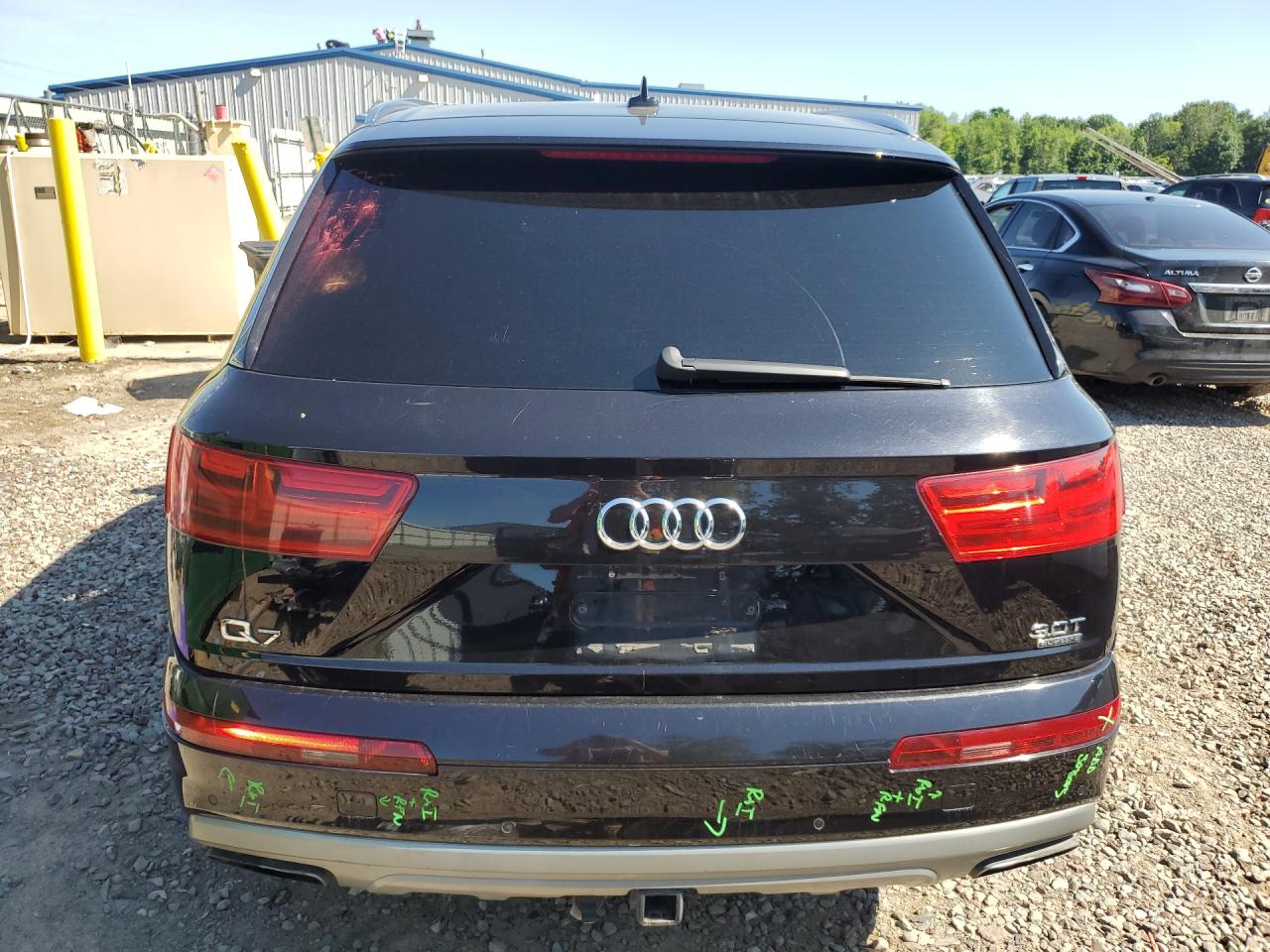 2017 AUDI Q7