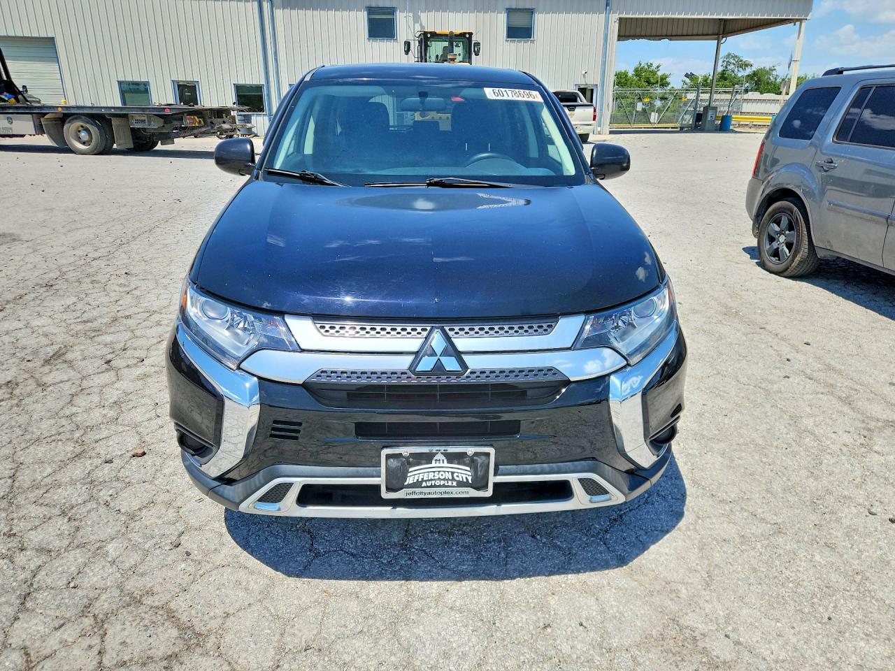 2019 MITSUBISHI OUTLANDER