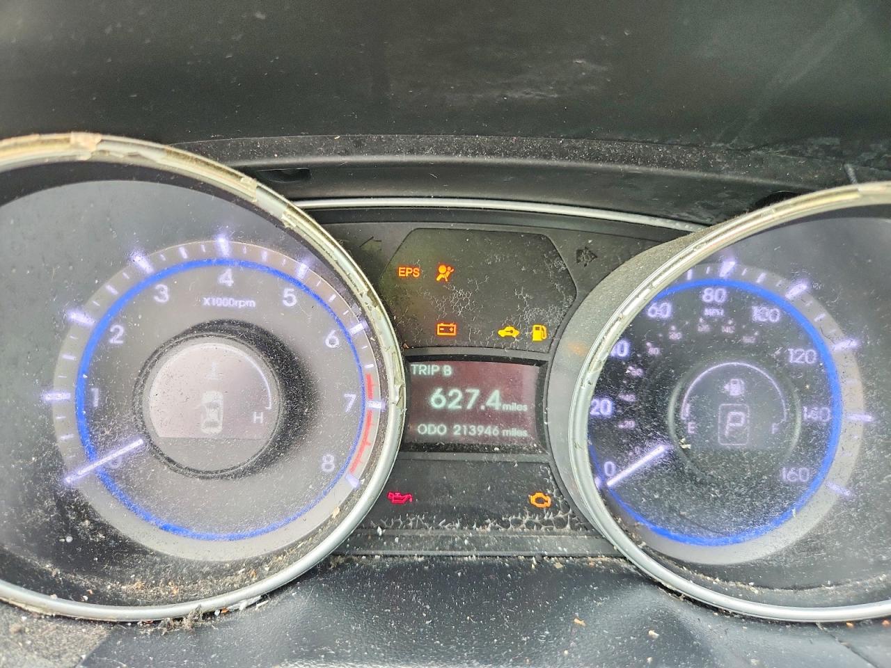 2011 HYUNDAI SONATA