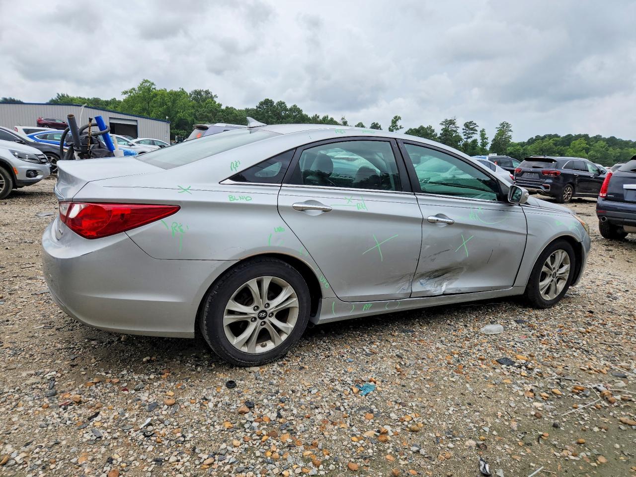2011 HYUNDAI SONATA