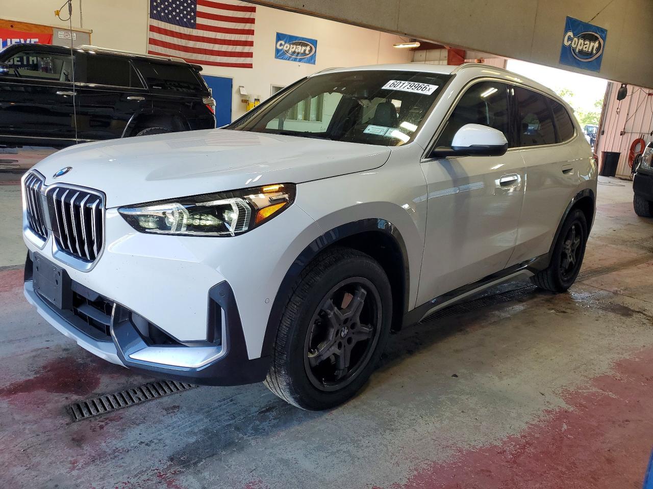 2025 BMW X1