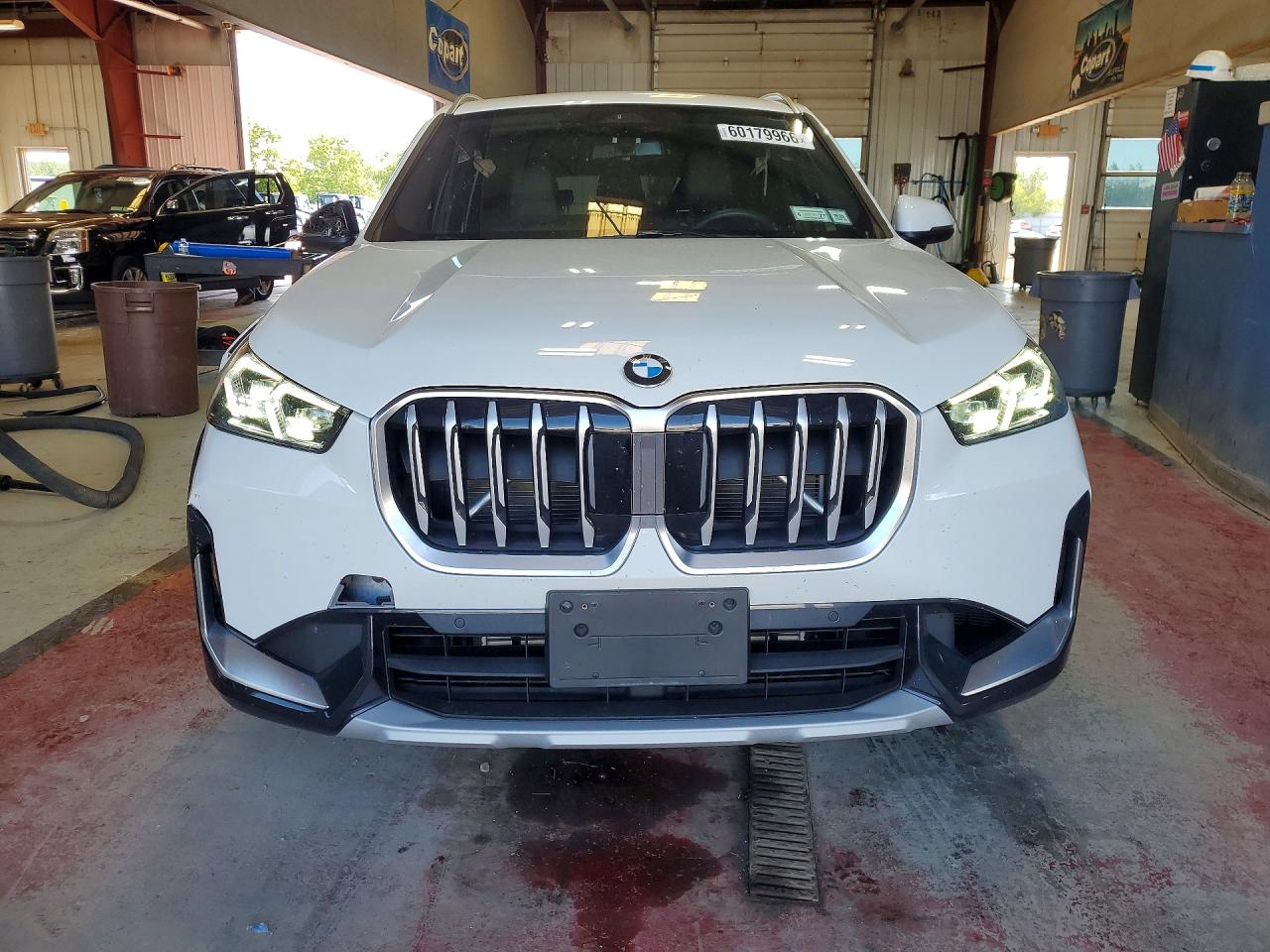 2025 BMW X1