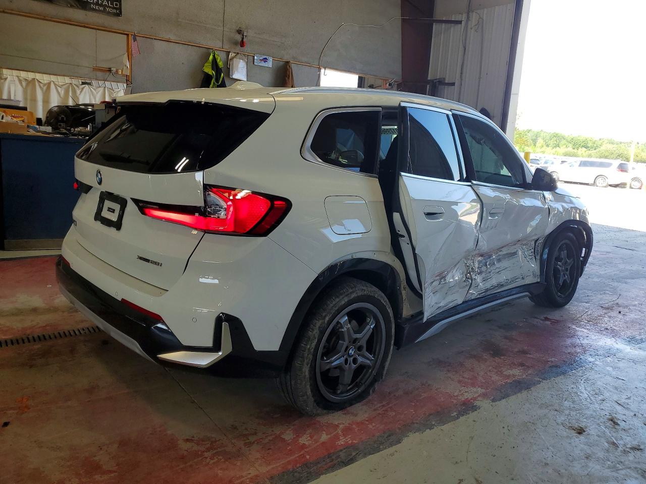 2025 BMW X1