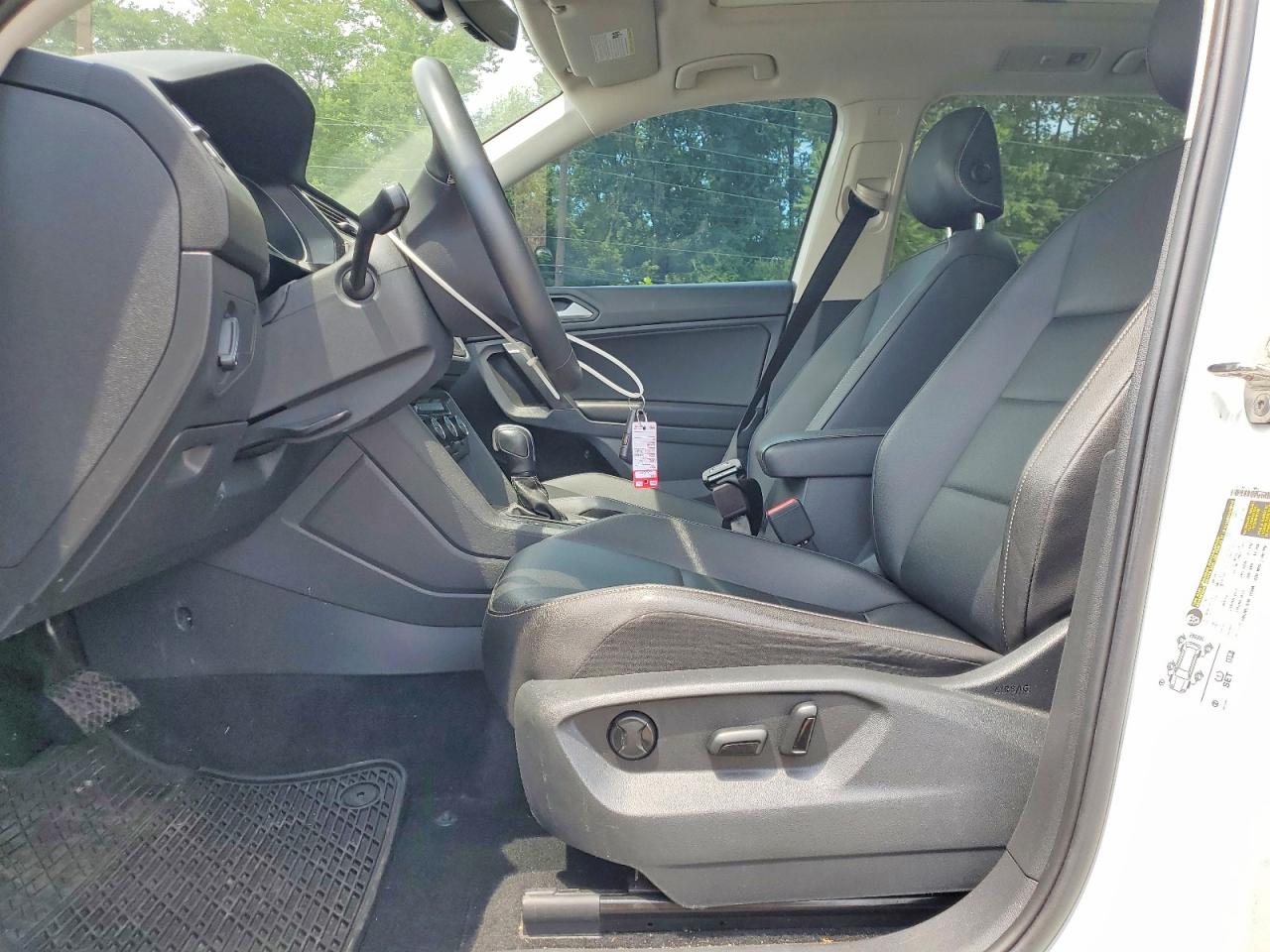 2021 VOLKSWAGEN TIGUAN