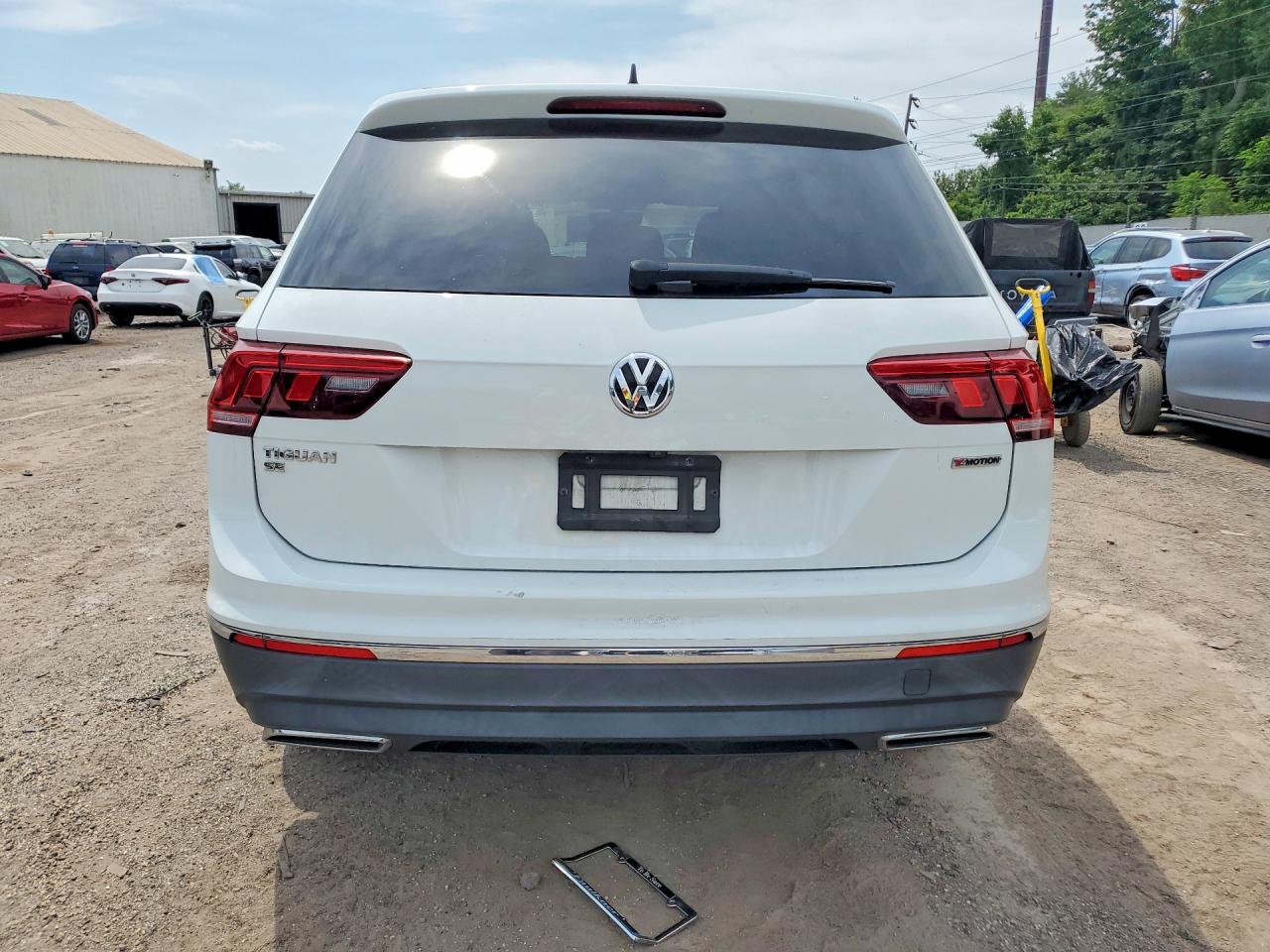 2021 VOLKSWAGEN TIGUAN