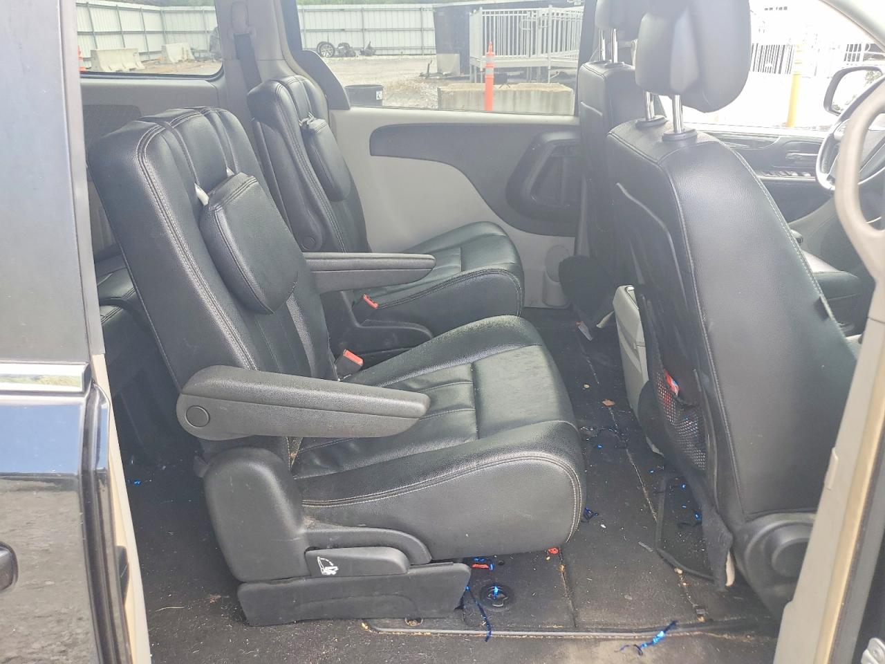 2015 CHRYSLER MINIVAN