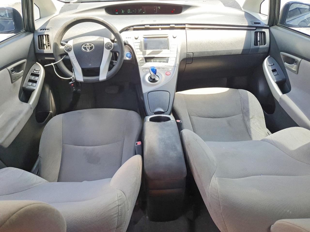 2015 TOYOTA PRIUS