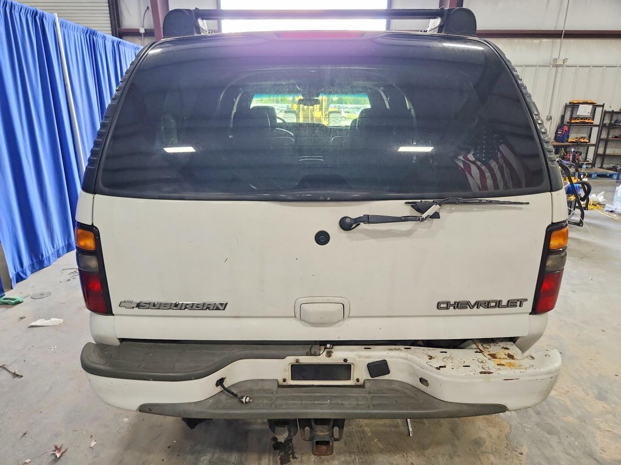 2005 CHEVROLET SUBURBAN