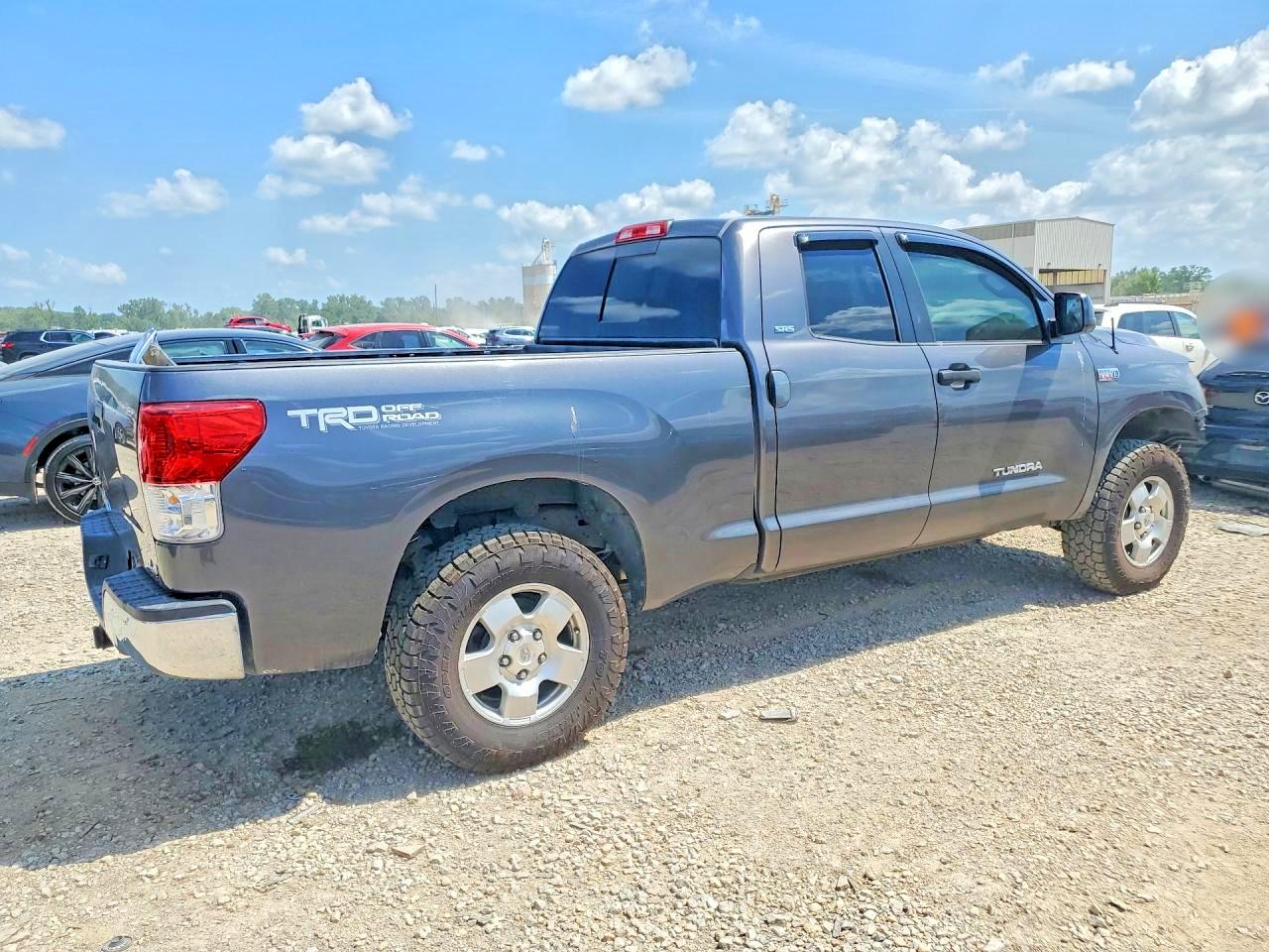 2012 TOYOTA TUNDRA