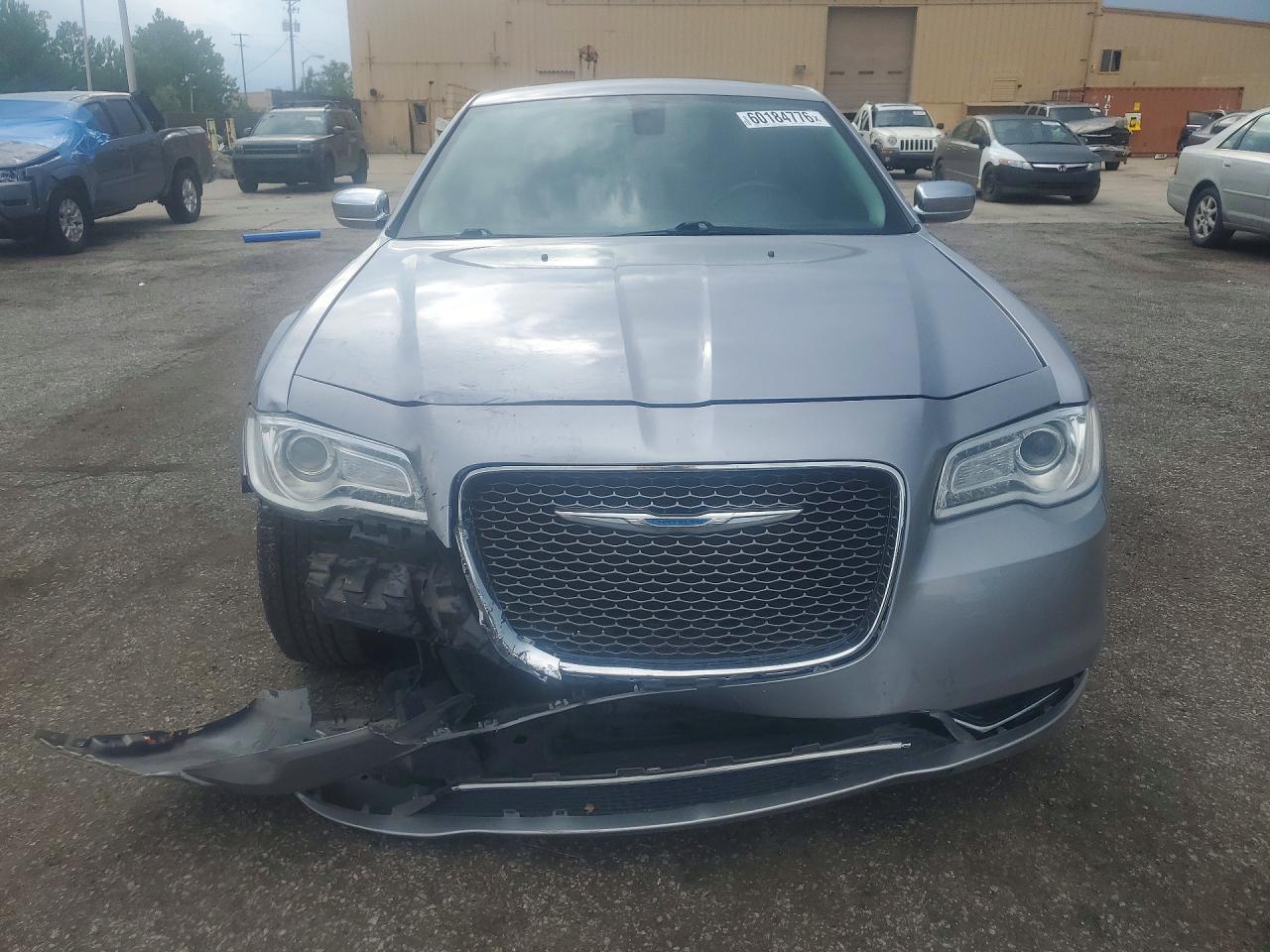 2017 CHRYSLER 300