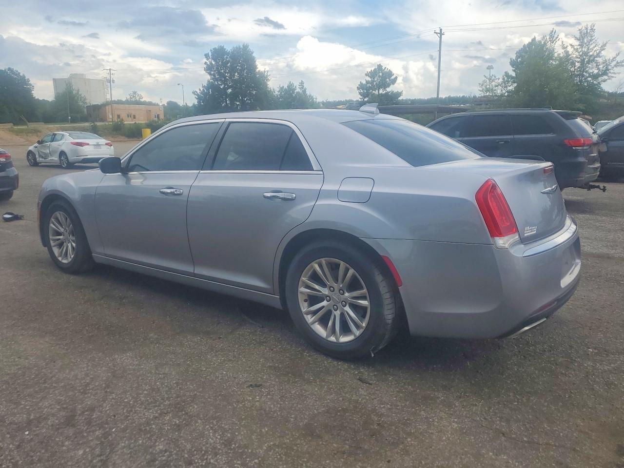 2017 CHRYSLER 300