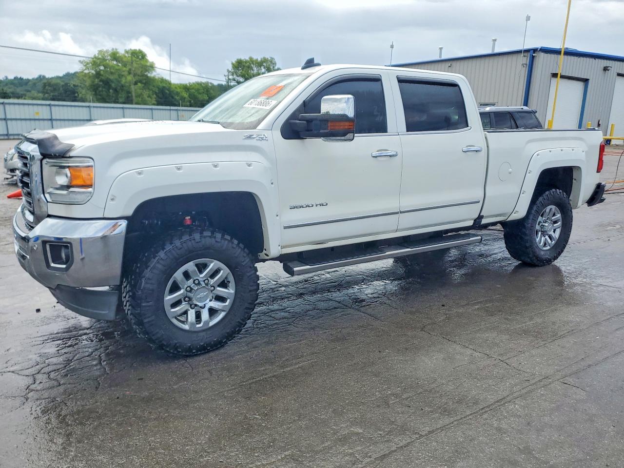 2016 GMC SIERRA