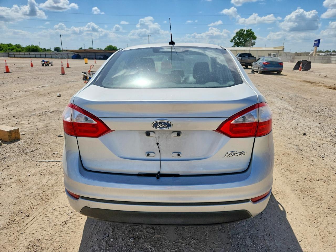 2016 FORD FIESTA