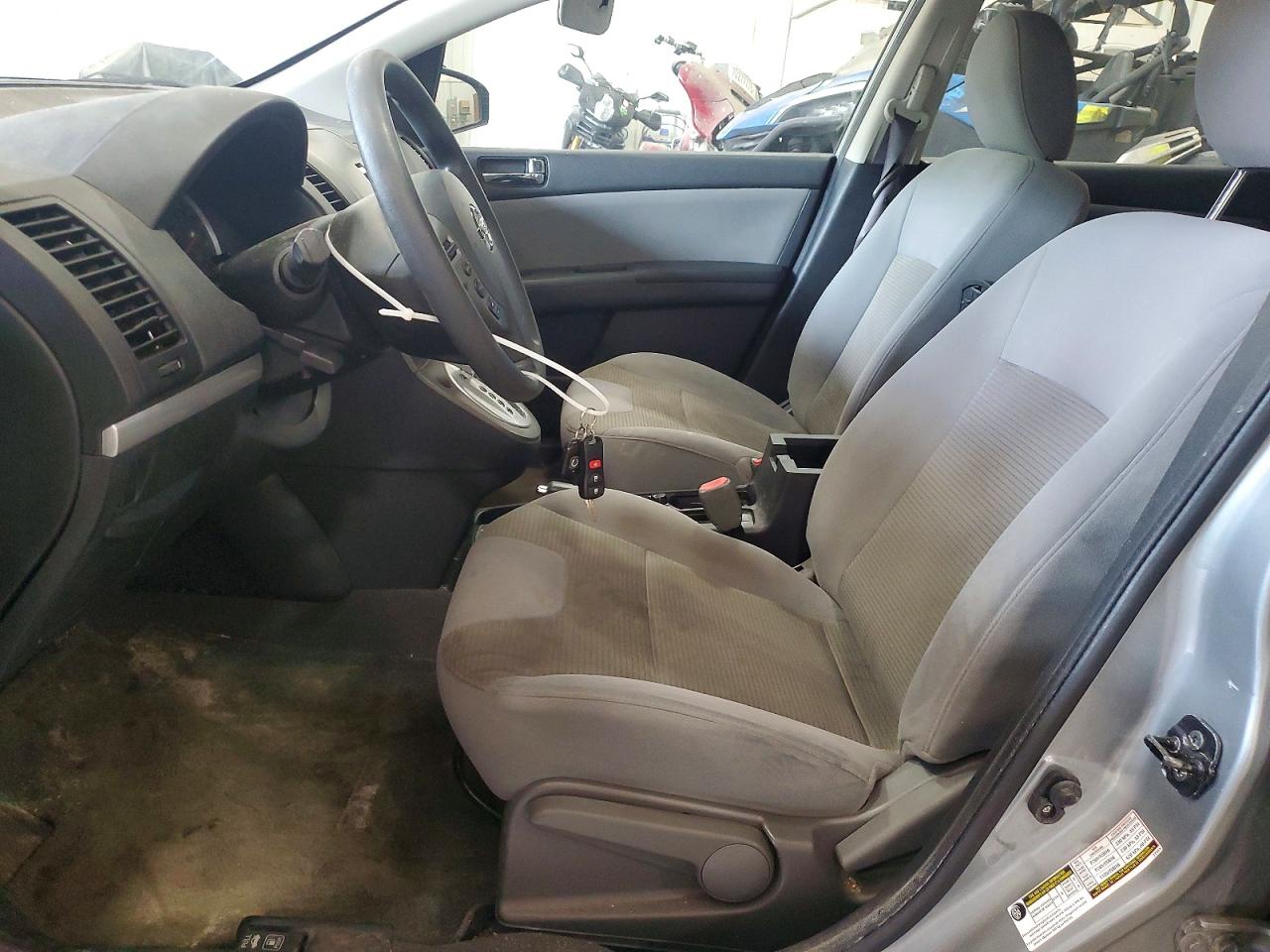2010 NISSAN SENTRA