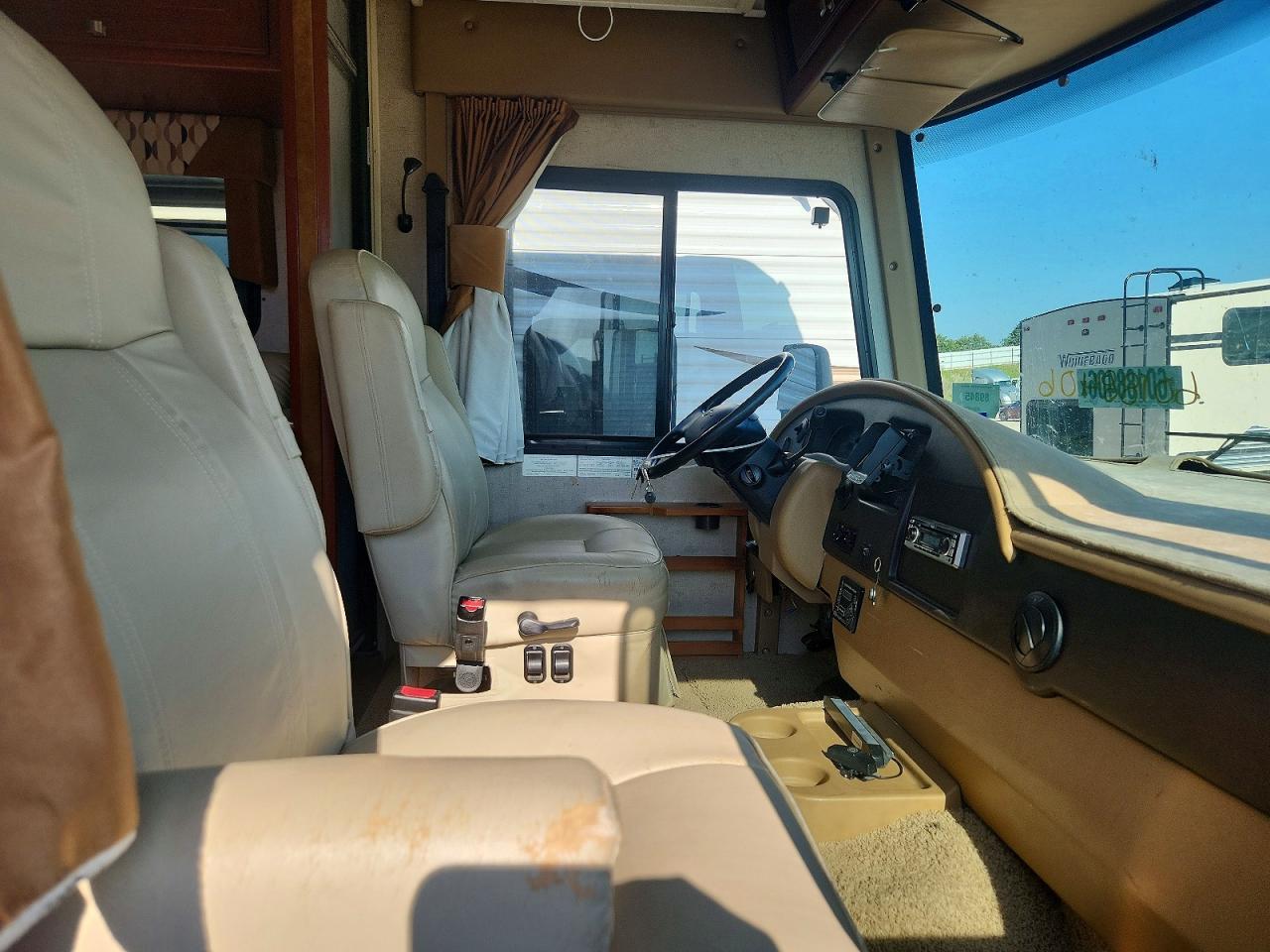 2014 WINNEBAGO F-SER OTHR