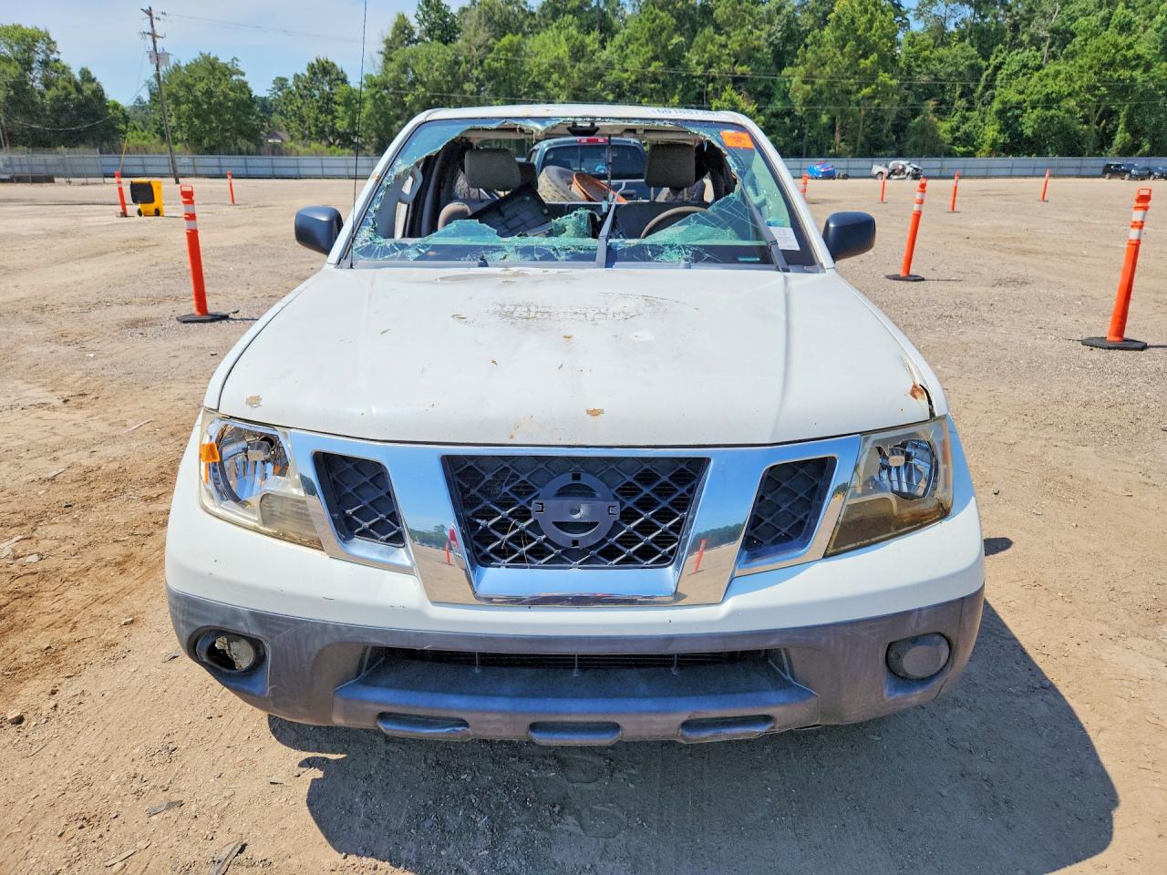 2017 NISSAN FRONTIER