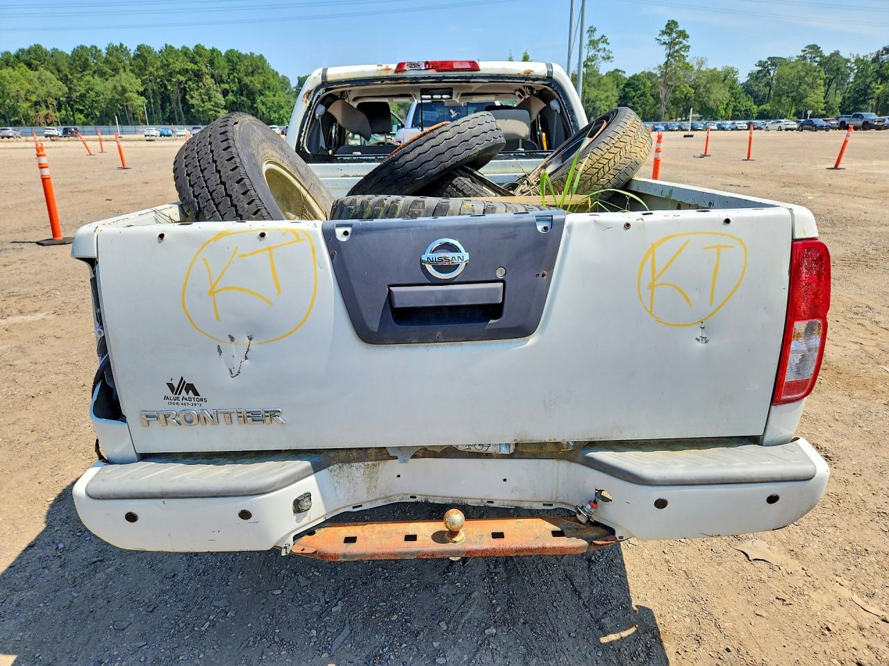2017 NISSAN FRONTIER