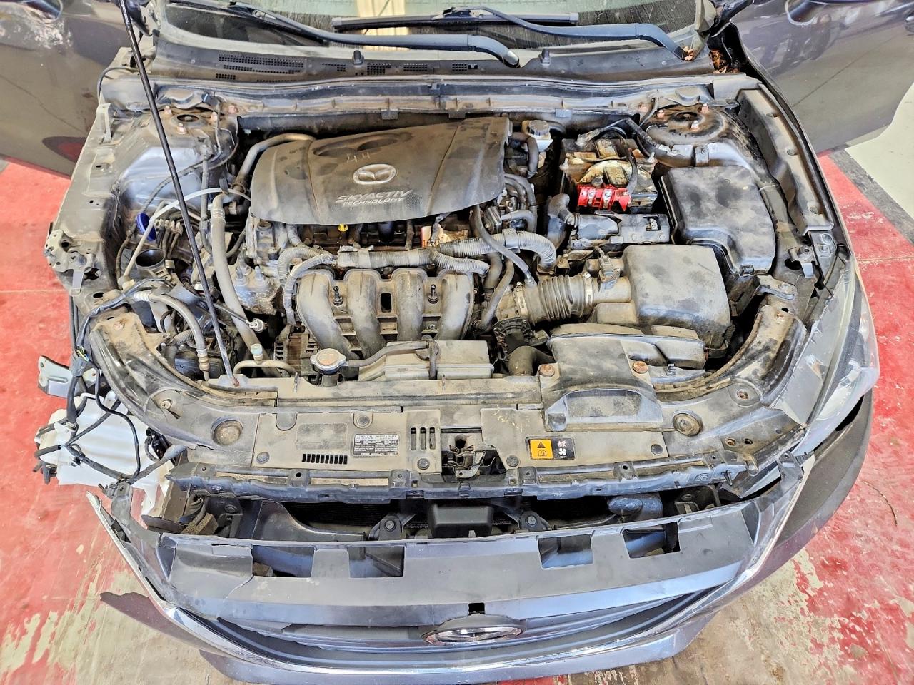 2015 MAZDA 3