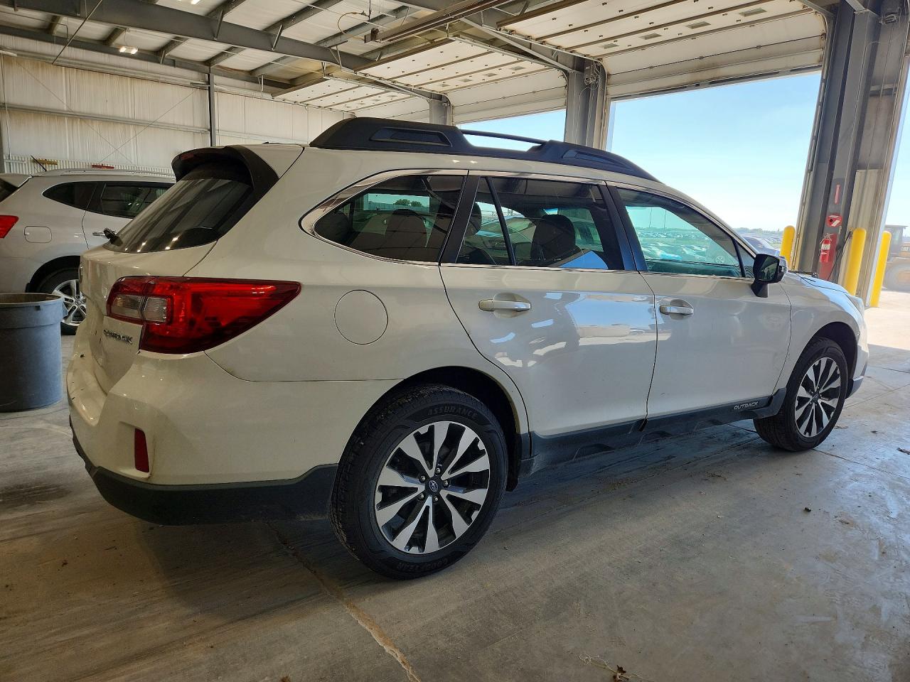 2015 SUBARU OUTBACK