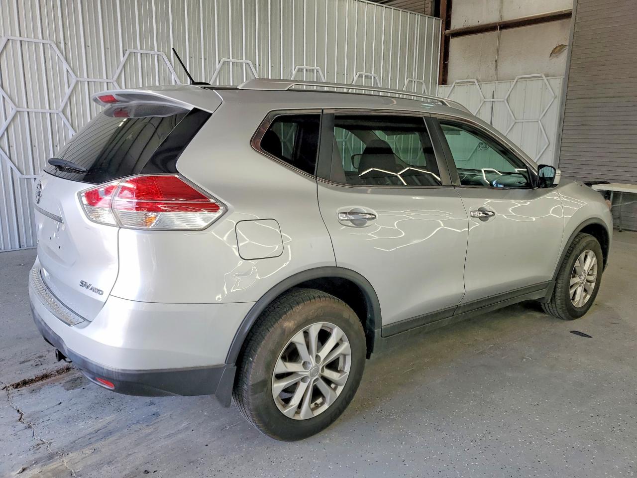 2016 NISSAN ROGUE