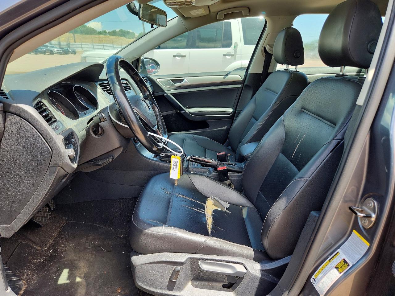 2015 VOLKSWAGEN GOLF