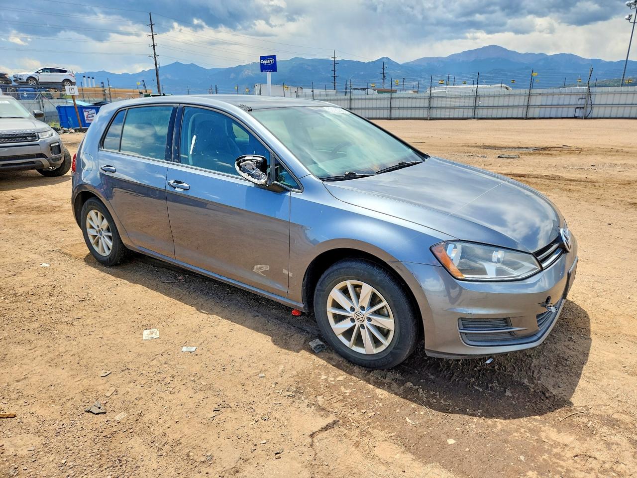 2015 VOLKSWAGEN GOLF