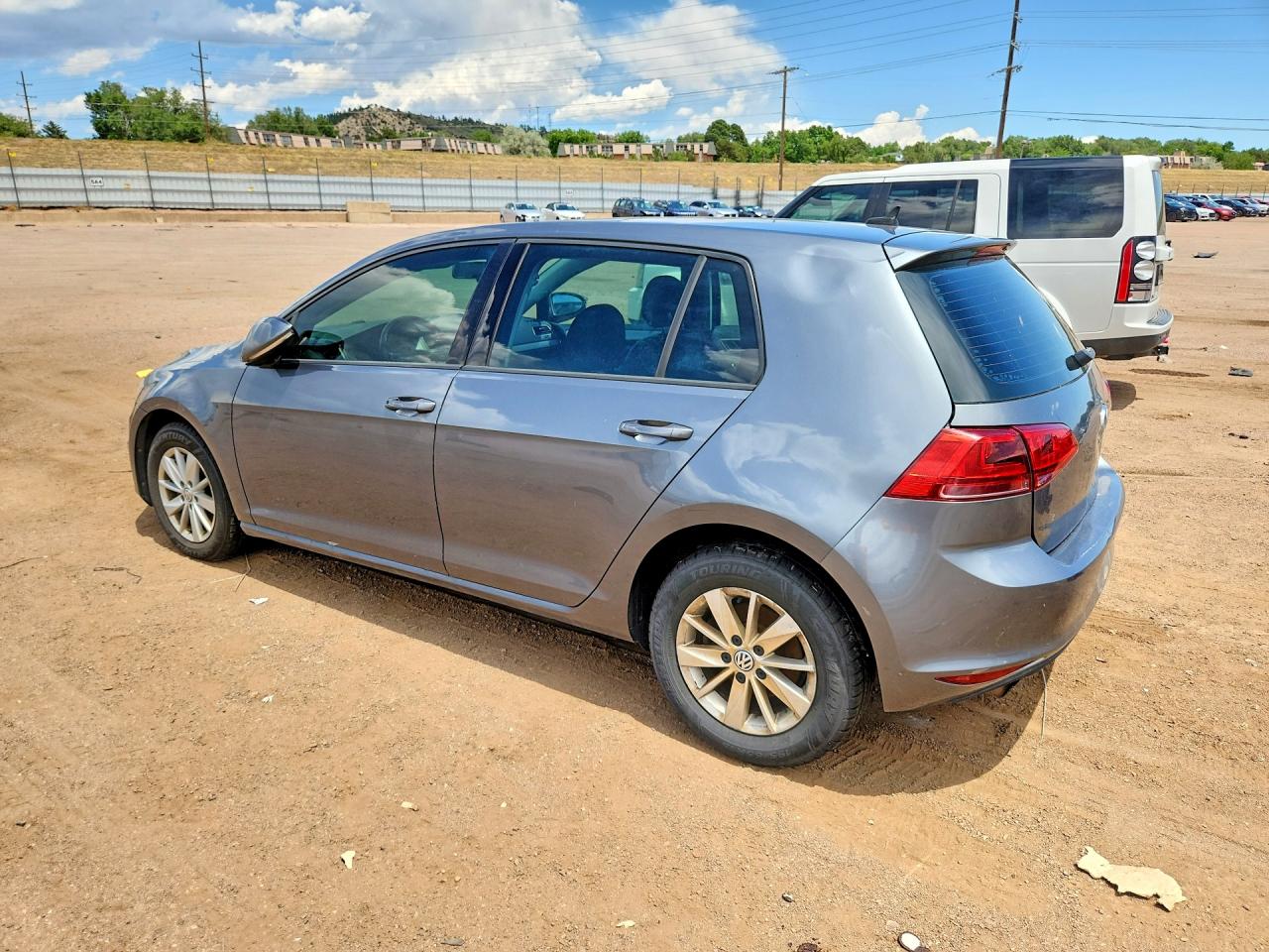 2015 VOLKSWAGEN GOLF