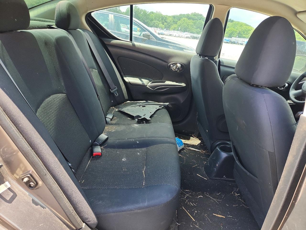 2013 NISSAN VERSA