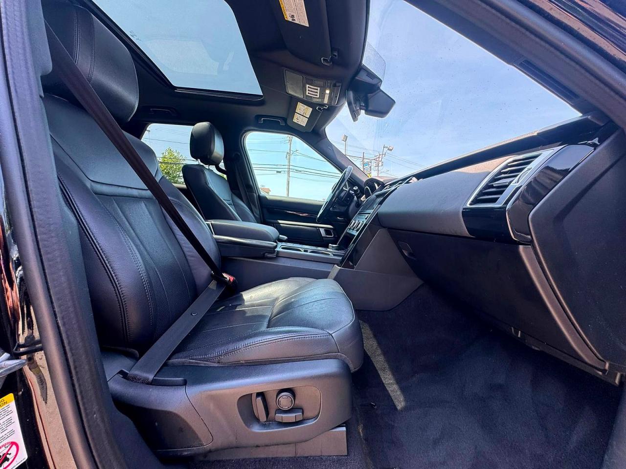 2020 LAND ROVER DISCOVERY