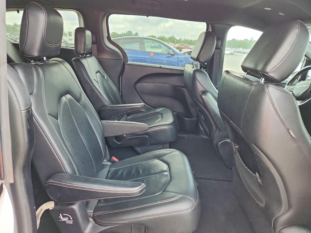2020 CHRYSLER PACIFICA