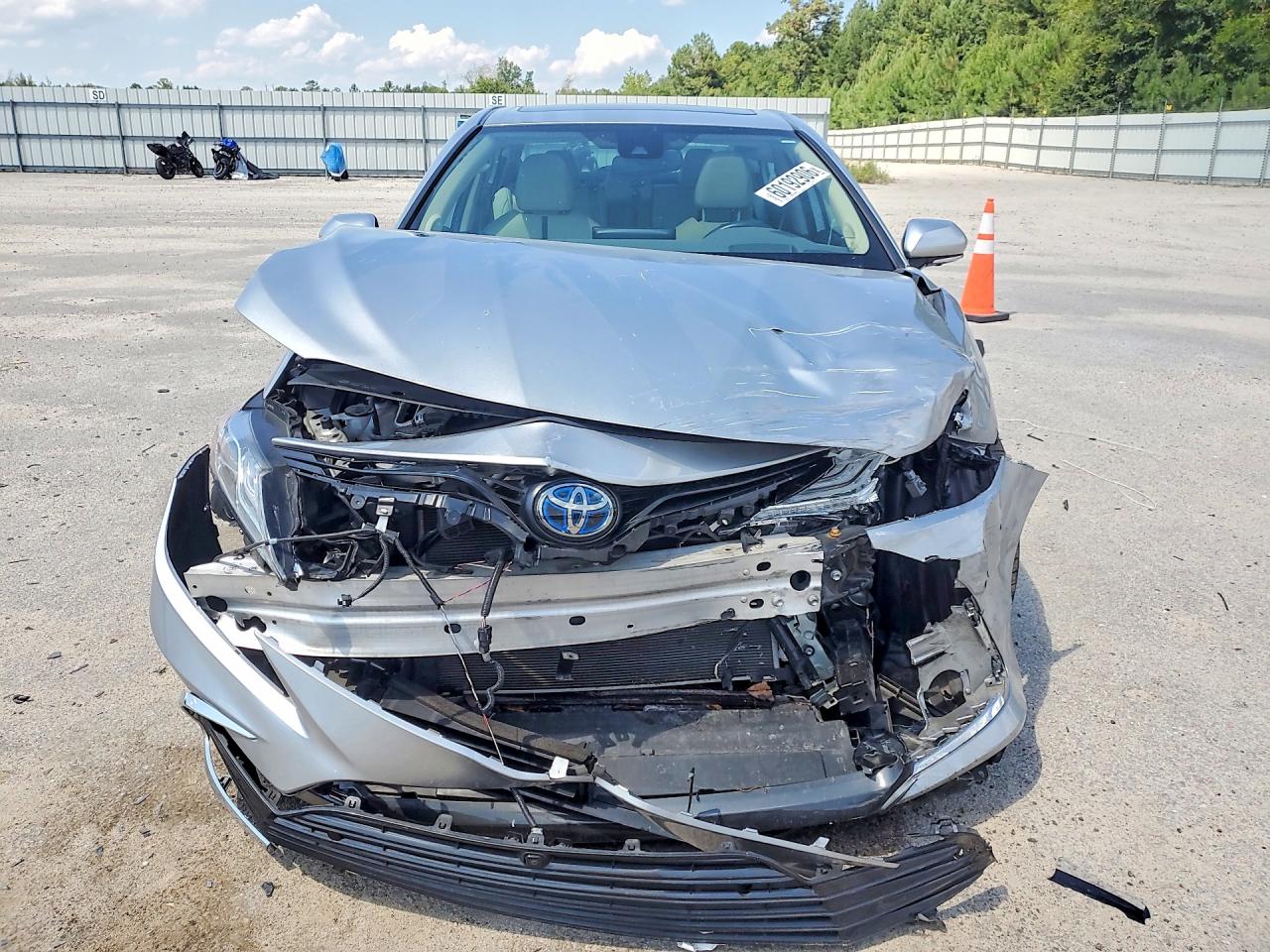 2023 TOYOTA CAMRY